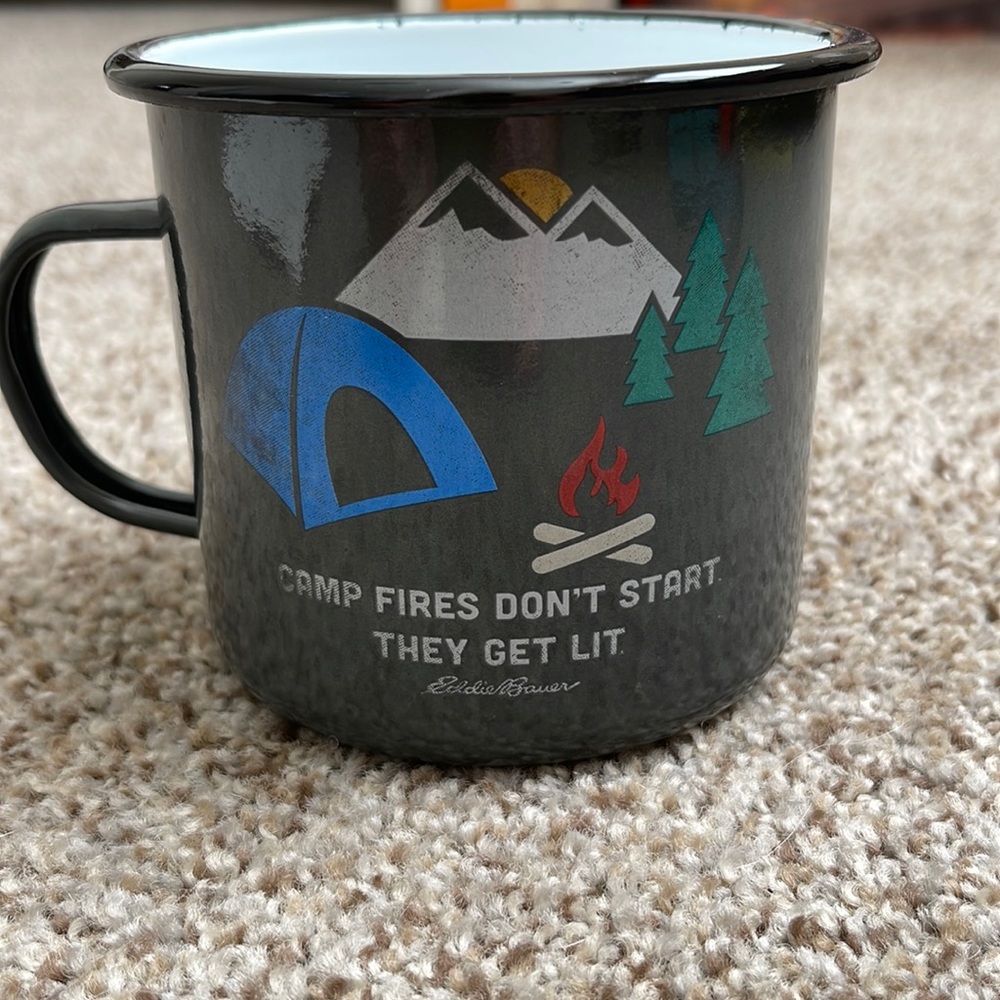 EDDIE BAUER CAMP MUG NEW